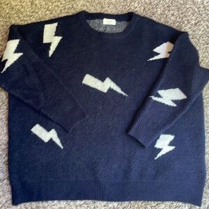 Women’s lightening bolt sweater, oversized fit
